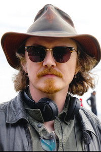 المخرج Adrian Powers
