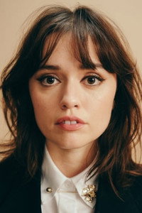 الممثل Aimee Lou Wood