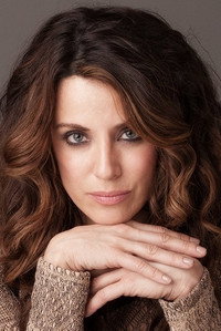 الممثل Alanna Ubach