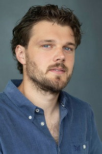 الممثل Alexander Simkin