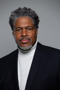 المخرج Ali LeRoi