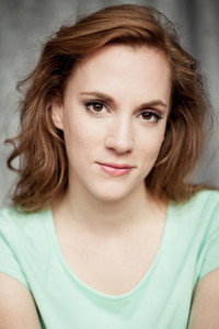 الممثل Alice Moreault
