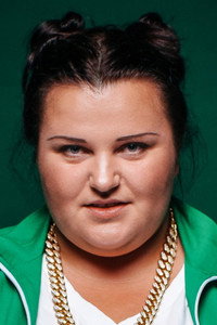 الممثل Alyona