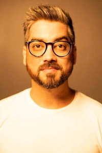 المخرج Amit Ravindernath Sharma