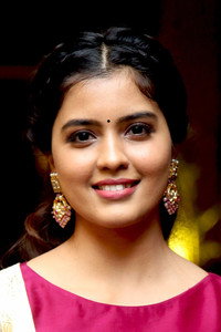 الممثل Amritha Aiyer