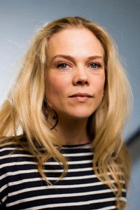الممثل Ane Dahl Torp