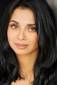 الممثل Anjali Jay