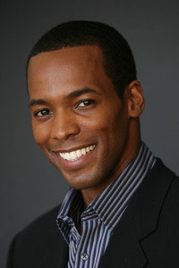 الممثل Anthony Montgomery