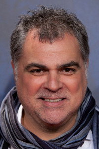 المخرج Benito Zambrano
