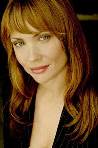 الممثل Bonnie Root