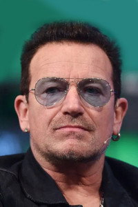 الممثل Bono