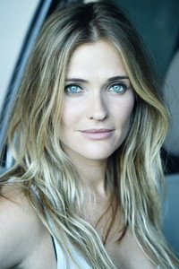 الممثل Bre Blair