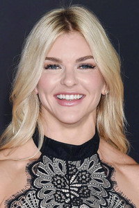 الممثل Brooke Ence