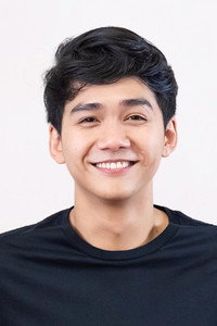 الممثل Chicco Kurniawan