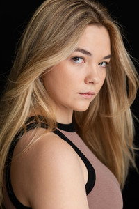 الممثل Chloe Guidry