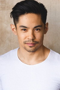 الممثل Chris Mark