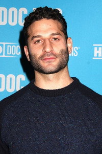 المخرج Chris Moukarbel