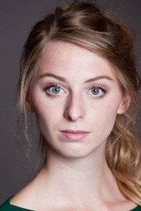 الممثل Claire Bender