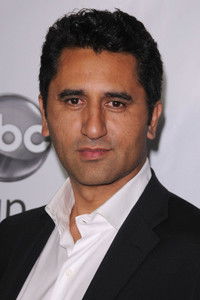 الممثل Cliff Curtis