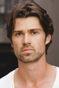 الممثل Corey Sevier