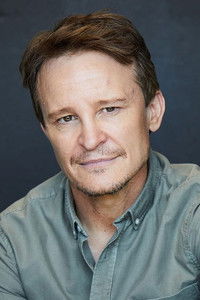 الممثل Damon Herriman
