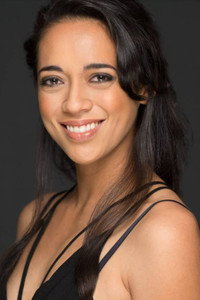 الممثل Danielle Zalopany
