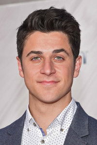 المخرج David Henrie