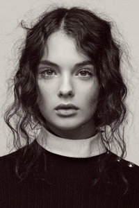 الممثل Deva Cassel