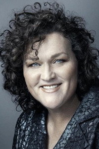 الممثل Dot-Marie Jones