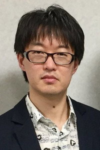 المخرج Eisaku Kawanami