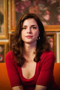الممثل Elizabeth McCoy