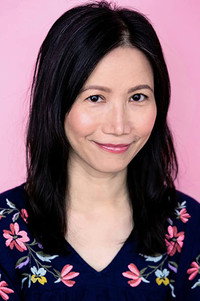 الممثل Elyse Dinh