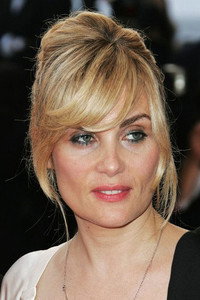 الممثل Emmanuelle Seigner