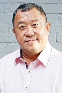 الممثل Eric Tsang