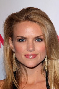 الممثل Erin Richards