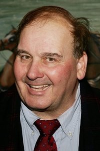 الممثل Ernie Sabella