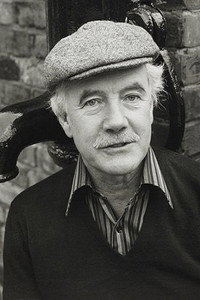 الممثل Fulton Mackay