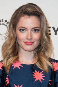 الممثل Gillian Jacobs
