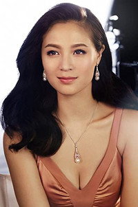 الممثل Grace Huang