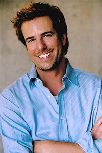 الممثل Grant George