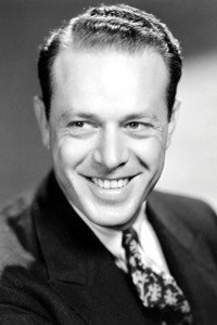 الممثل Harvey Stephens