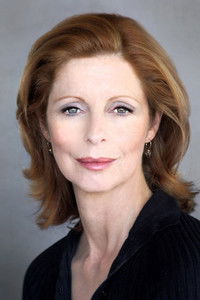 الممثل Heather Mitchell