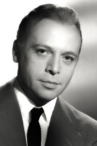 الممثل Herbert Lom