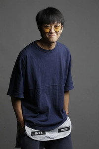 المخرج Hesheng Xiang