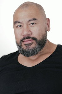 الممثل Hon Ping Tang