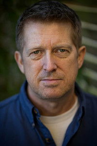 الممثل Ian Porter