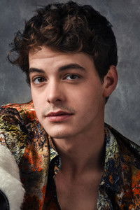 الممثل Israel Broussard