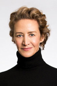 الممثل Janet McTeer