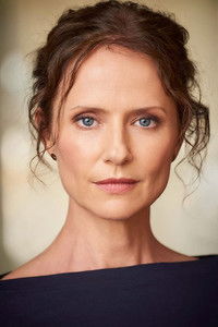 الممثل Jean Louisa Kelly