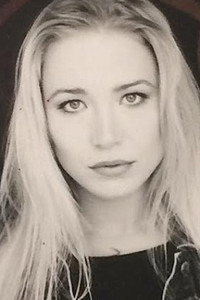 الممثل Jennifer Banko
